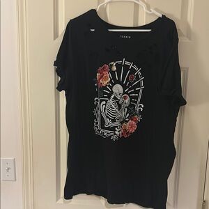 Torrid Black Graphic Women's Top